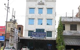 League Hotel Gurgaon 4*